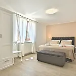In With Wifi Apartment
